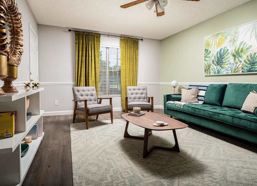 The Park at Chesterfield Apartment Homes in Tampa, FL - Foto de edificio