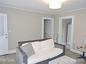 317 W 12th St in Newton, NC - Building Photo - Building Photo