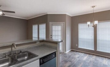 801 I-30 in Mesquite, TX - Building Photo - Building Photo