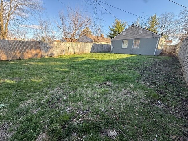 1046 Republic Ave in Columbus, OH - Building Photo - Building Photo