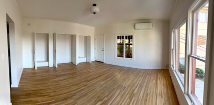 1086 W Kensington Rd in Los Angeles, CA - Building Photo - Building Photo