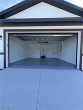 8033 Oakleaf Cir in La Belle, FL - Building Photo - Building Photo