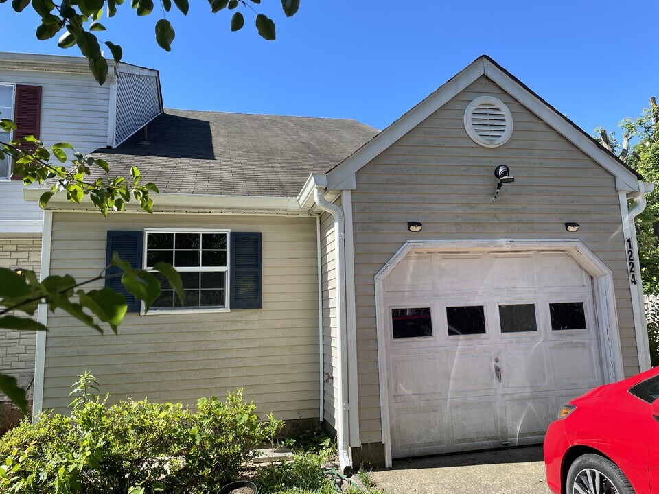 1224 Corkwood Cir in Chesapeake, VA - Building Photo