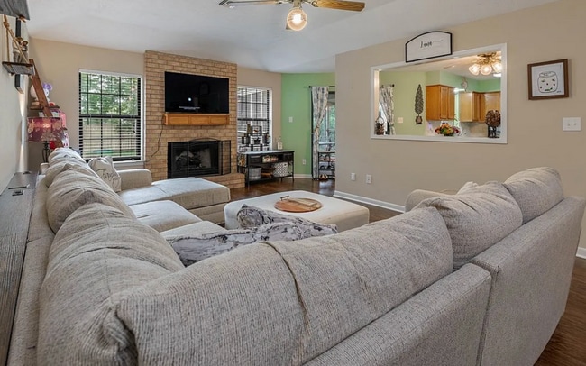 3812 Brockhampton Dr in Bryan, TX - Building Photo - Building Photo