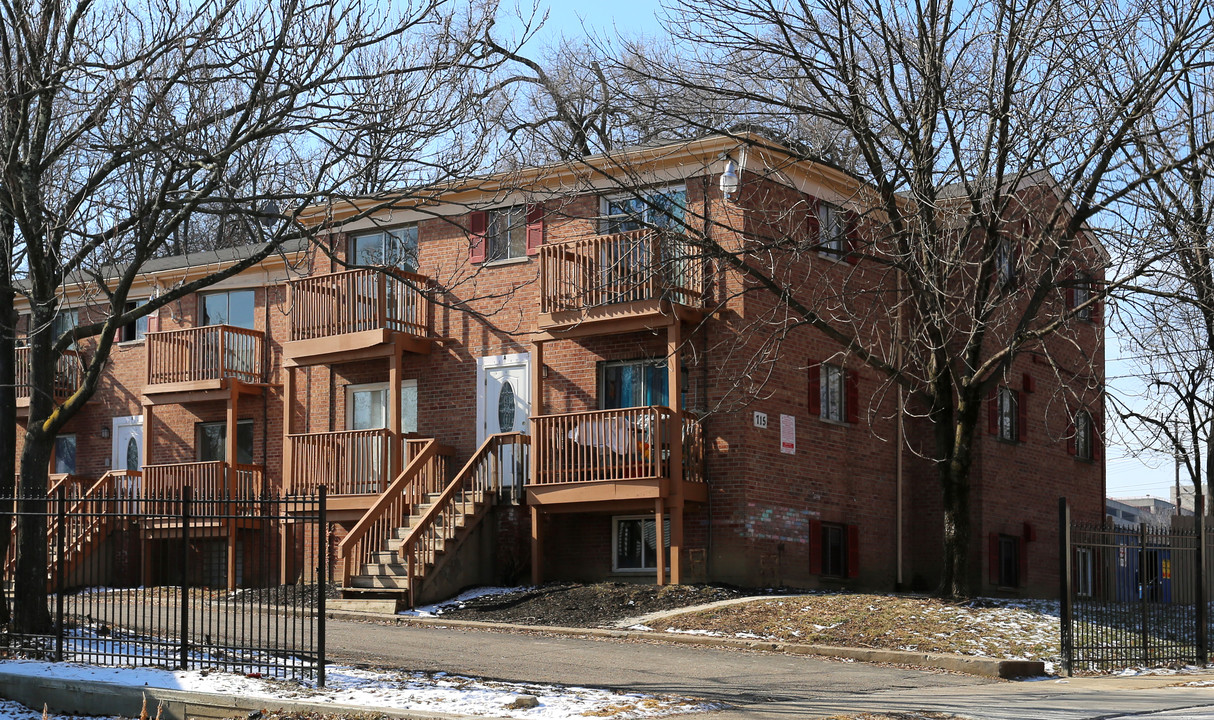 Whittier Apartments in Cincinnati, OH - Foto de edificio