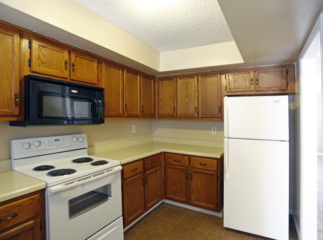 Cedar Mill Apartments & Townhouses