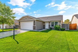 11695 Altamont St in Caldwell, ID - Building Photo - Building Photo