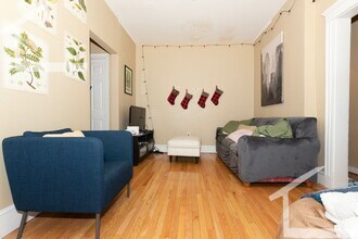 44 Egmont St in Brookline, MA - Building Photo - Building Photo