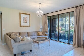 10527 NW 10th St in Plantation, FL - Building Photo - Building Photo