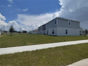 890 Timberland Dr in Eagle Lake, FL - Building Photo - Building Photo