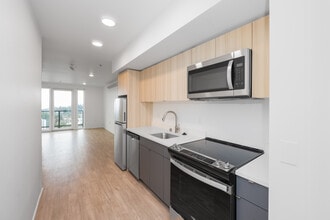 Junction Central in Seattle, WA - Building Photo - Interior Photo