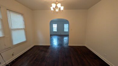 404 Club Dr in San Antonio, TX - Building Photo - Building Photo