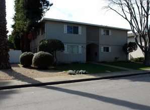 1282 W Mckinley Ave in Sunnyvale, CA - Building Photo - Building Photo