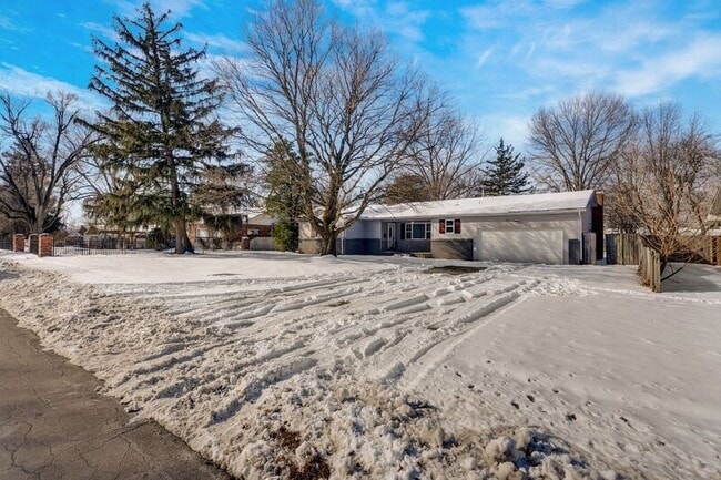 3863 S Broadway Ave in Springfield, MO - Building Photo - Building Photo