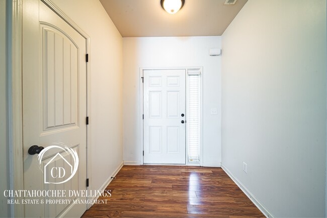 30 Churchhill Dr in Fort Mitchell, AL - Building Photo - Building Photo