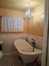 1022 S Vancouver Ave, Unit 1022 S. Vancouver Ave in Los Angeles, CA - Foto de edificio - Building Photo