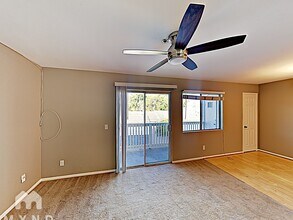 107 Mangano Cir in Encinitas, CA - Building Photo - Building Photo