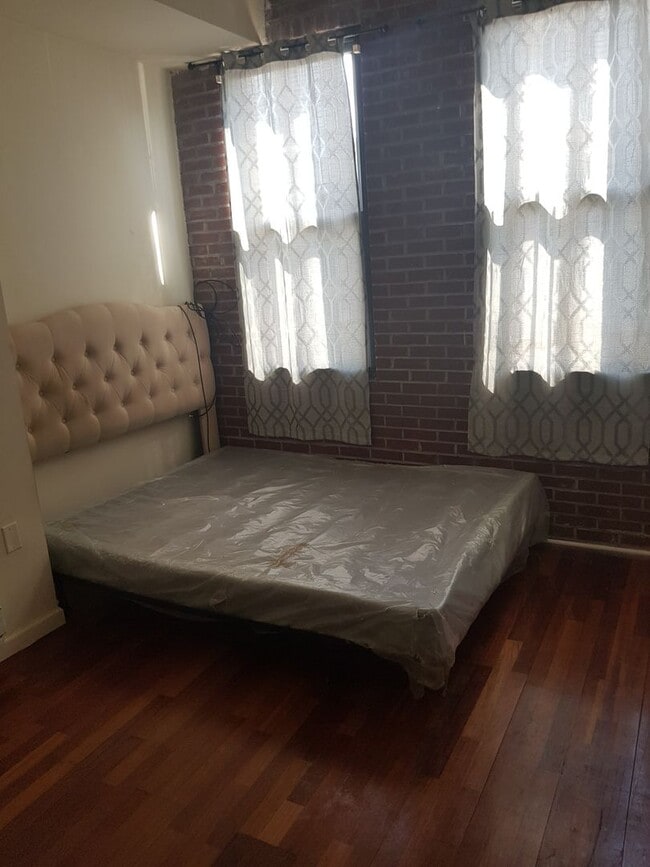 property at 1435 W Tioga St