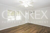 2925 Abbeville Ave NW photo'