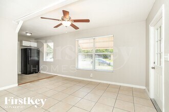 2225 Flamingo Ave, Unit 10604 in Deltona, FL - Foto de edificio - Building Photo