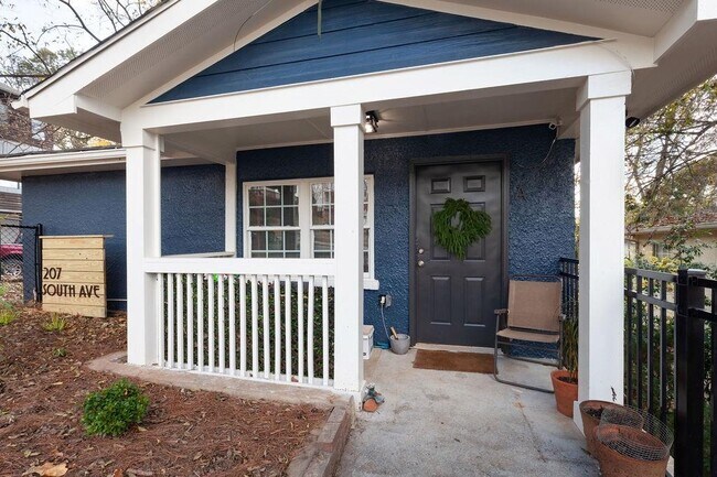 207 South Ave SE in Atlanta, GA - Foto de edificio - Building Photo