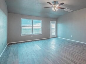 1529 Highland Loop in Guthrie, OK - Building Photo - Building Photo