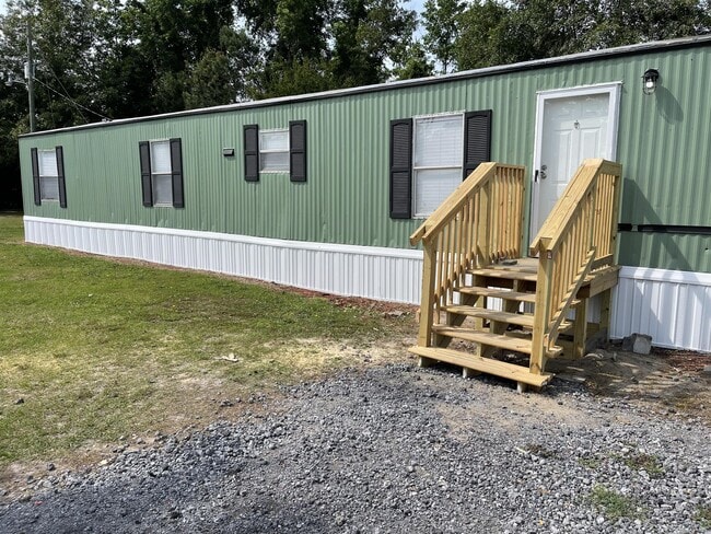 property at 1423 Central Pointe Park