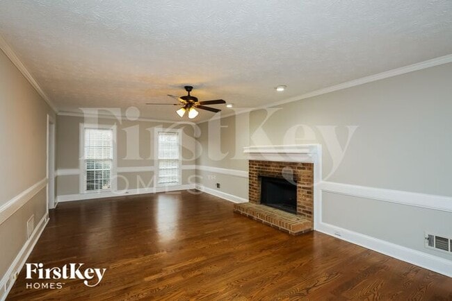 1039 Lakeview Rd in Grayson, GA - Building Photo - Building Photo