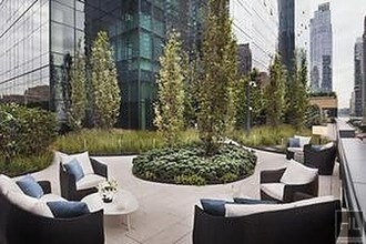 450 W 42nd St-Unit -26D in New York, NY - Building Photo - Building Photo