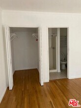 17429 Burbank Blvd in Los Angeles, CA - Building Photo - Building Photo