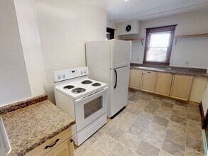 5018 Tioga St in Duluth, MN - Building Photo - Building Photo