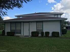 5837 Queen Elizabeth Way in Ft. Myers, FL - Building Photo