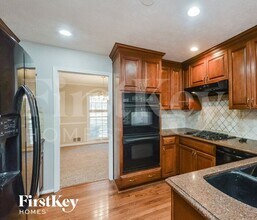 2352 Rockwood Way SW in Stone Mountain, GA - Building Photo - Building Photo