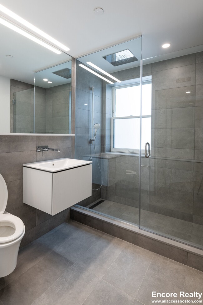 12 Commonwealth Ave in Boston, MA - Foto de edificio - Building Photo