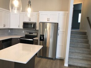 2152 Allison Ln W in West Fargo, ND - Building Photo - Building Photo