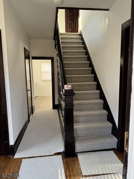 property at 122 NJ-183