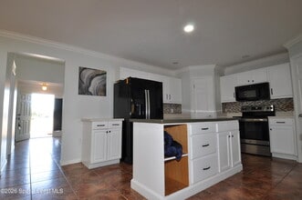 1701 Sawgrass Dr SW in Palm Bay, FL - Building Photo - Building Photo