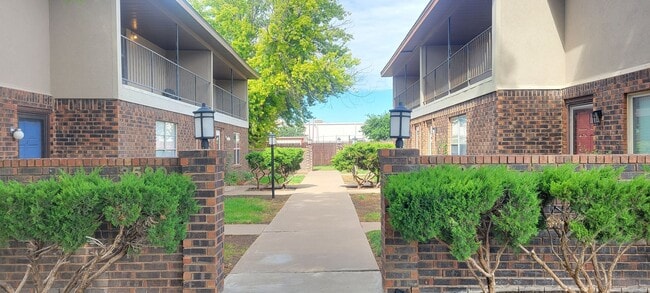 property at 3520 Adenmor Ct