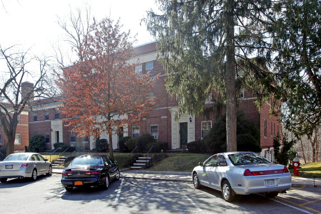 Brewster-Carver Apartments in Bronxville, NY - Building Photo - Building Photo