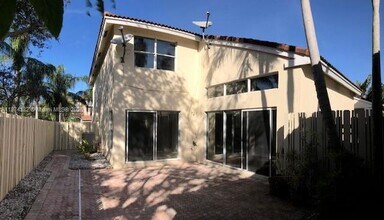 1140 Oysterwood St in Hollywood, FL - Building Photo - Building Photo
