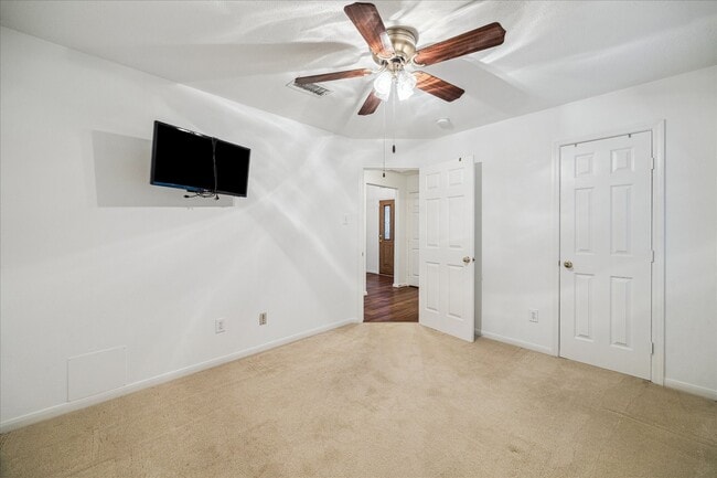 property at 9126 Bearcove Cir