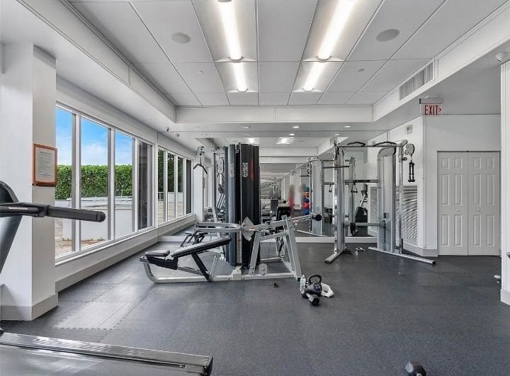 2851 NE 183rd St, Unit 1814 in Aventura, FL - Building Photo