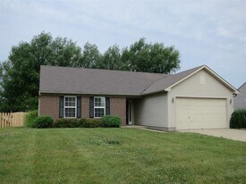 1002 Leland St in Fortville, IN - Building Photo