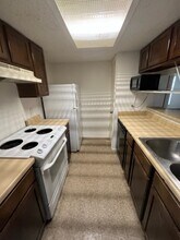 2214 Capitan Dr in Corpus Christi, TX - Building Photo - Building Photo