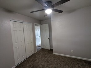 14250 E 22nd Pl in Aurora, CO - Foto de edificio - Building Photo
