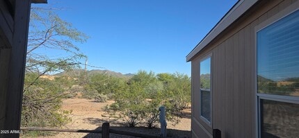 2209 E Carriage Dr in Phoenix, AZ - Building Photo - Building Photo