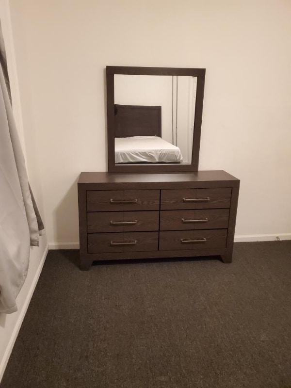 636 E 230th St, Unit Unit # 1 in Bronx, NY - Building Photo - Building Photo