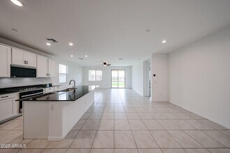 28527 N 134th Ave in Peoria, AZ - Building Photo - Building Photo