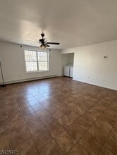 194 Jerome Pl in Bloomfield, NJ - Building Photo - Building Photo