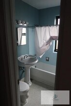 5301 N Ashland Ave, Unit 104 in Chicago, IL - Building Photo - Building Photo